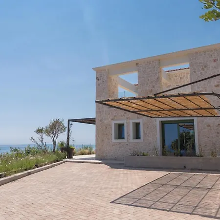 Esperanza Вилла