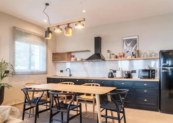 Esperanza Villa Anináta